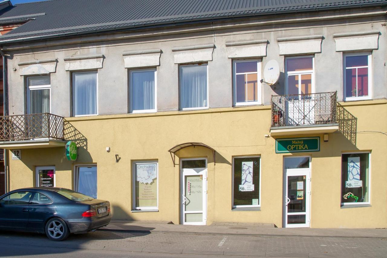 Old Town Apartments/Senamiescio Apartamentai Ukmerge Exterior photo